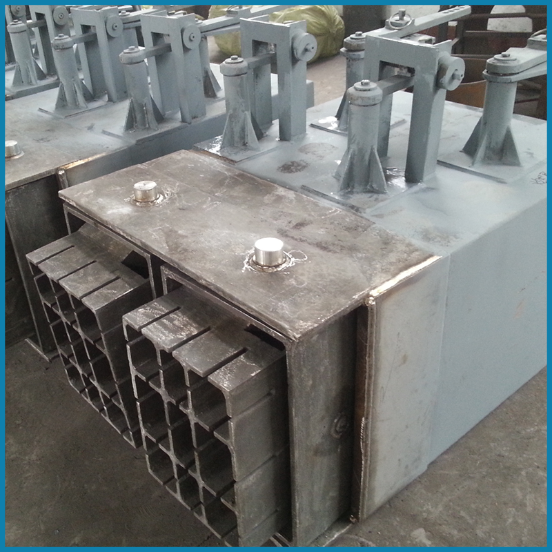 Nozzle tip of pulverized coal burner